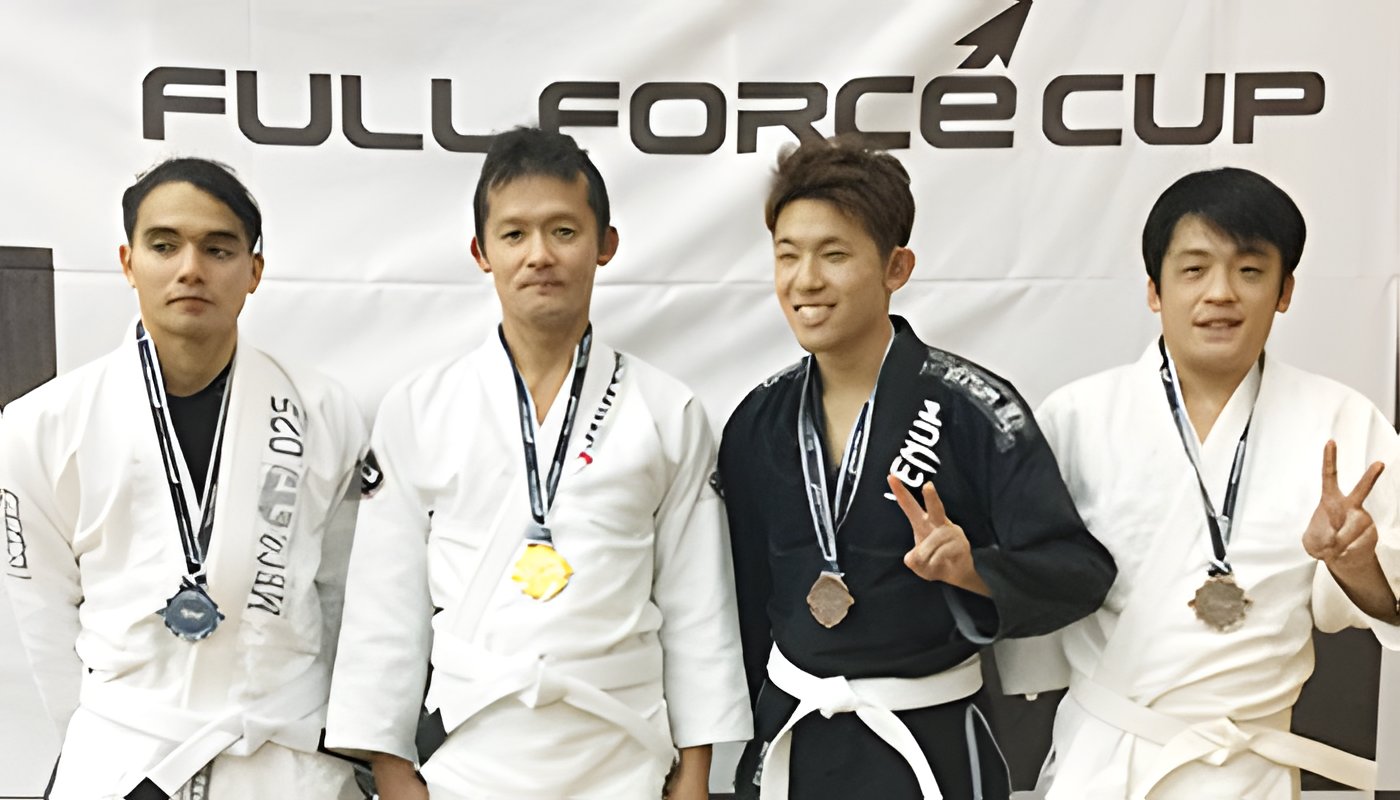 第1回フルフォースカップ アダルト白帯ライト級優勝