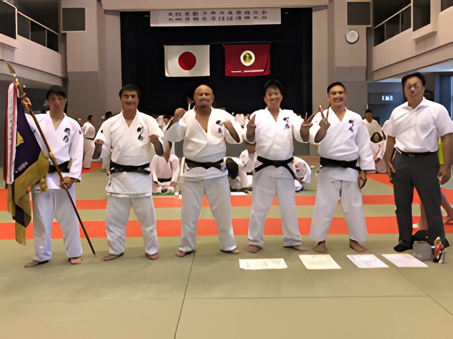 第64回 大阪柔整柔道団体優勝大会 優勝メンバー